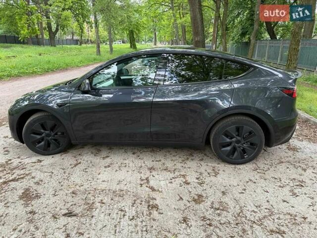 Серый Тесла Model Y, объемом двигателя 0 л и пробегом 9 тыс. км за 29990 $, фото 20 на Automoto.ua