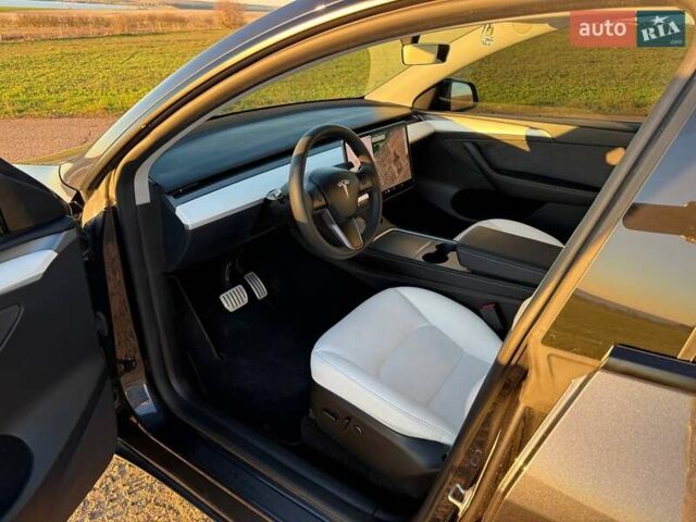 Сірий Тесла Model Y, об'ємом двигуна 0 л та пробігом 23 тис. км за 32700 $, фото 11 на Automoto.ua