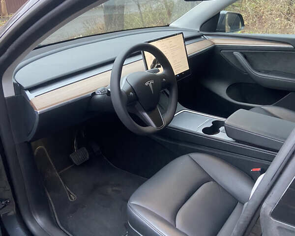 Серый Тесла Model Y, объемом двигателя 0 л и пробегом 5 тыс. км за 26000 $, фото 11 на Automoto.ua