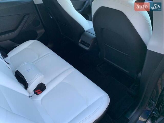 Сірий Тесла Model Y, об'ємом двигуна 0 л та пробігом 6 тис. км за 30900 $, фото 35 на Automoto.ua
