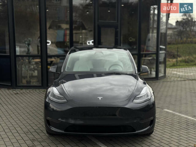 Сірий Тесла Model Y, об'ємом двигуна 0 л та пробігом 25 тис. км за 26999 $, фото 1 на Automoto.ua