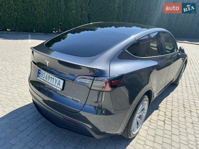 Серый Тесла Model Y, объемом двигателя 0 л и пробегом 12 тыс. км за 30000 $, фото 9 на Automoto.ua