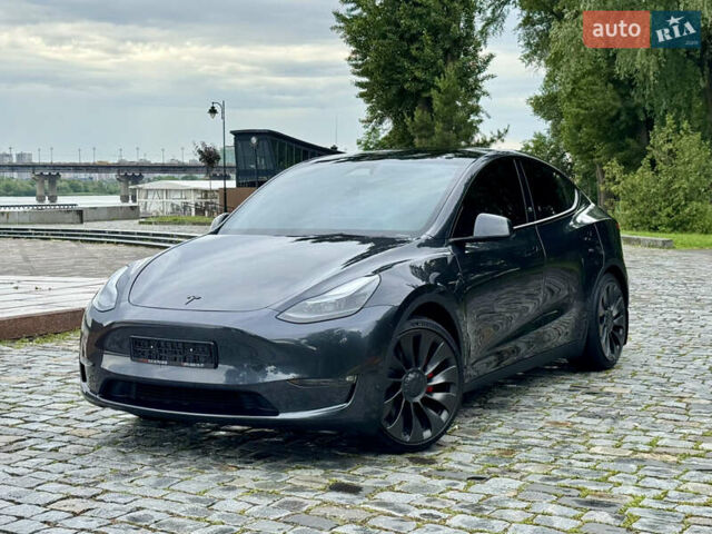Серый Тесла Model Y, объемом двигателя 0 л и пробегом 7 тыс. км за 33999 $, фото 120 на Automoto.ua