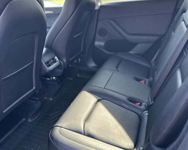 Сірий Тесла Model Y, об'ємом двигуна 0 л та пробігом 25 тис. км за 35500 $, фото 8 на Automoto.ua