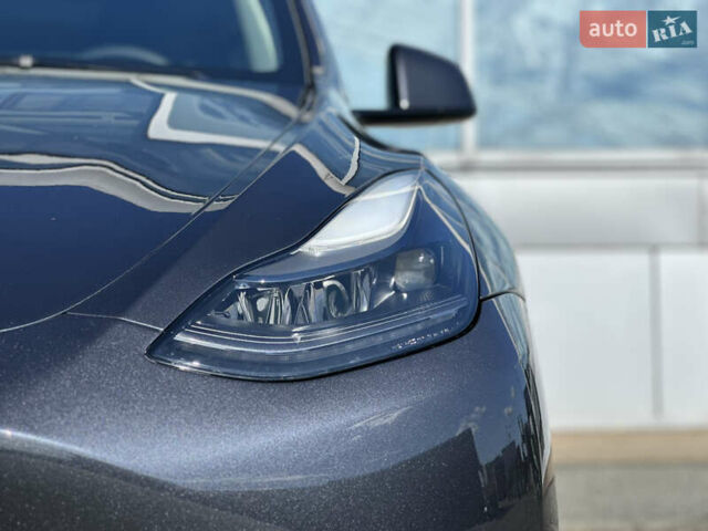 Серый Тесла Model Y, объемом двигателя 0 л и пробегом 1 тыс. км за 35490 $, фото 6 на Automoto.ua