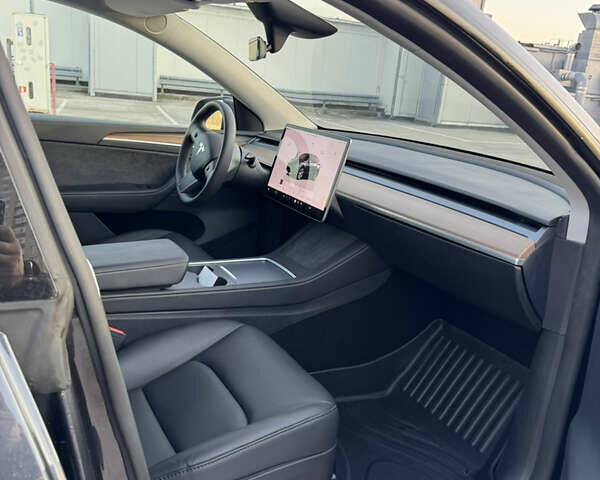 Сірий Тесла Model Y, об'ємом двигуна 0 л та пробігом 18 тис. км за 25500 $, фото 13 на Automoto.ua