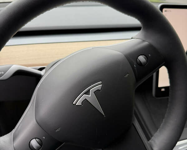 Сірий Тесла Model Y, об'ємом двигуна 0 л та пробігом 16 тис. км за 32900 $, фото 2 на Automoto.ua