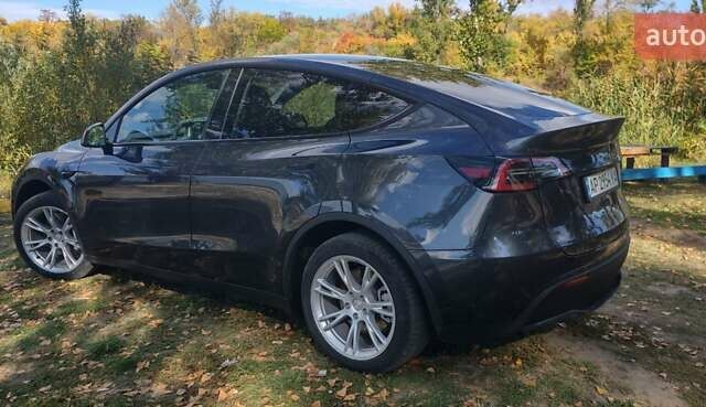 Серый Тесла Model Y, объемом двигателя 0 л и пробегом 7 тыс. км за 28000 $, фото 7 на Automoto.ua