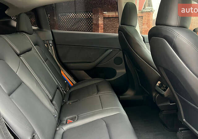 Серый Тесла Model Y, объемом двигателя 0 л и пробегом 21 тыс. км за 24000 $, фото 18 на Automoto.ua