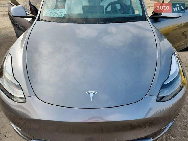 Серый Тесла Model Y, объемом двигателя 0 л и пробегом 26 тыс. км за 21800 $, фото 34 на Automoto.ua