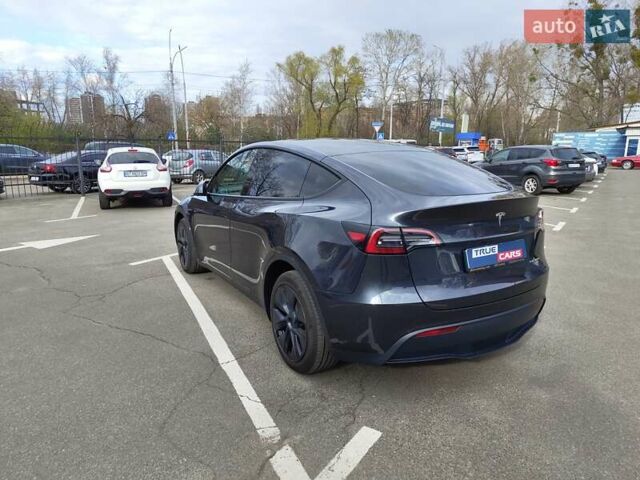 Серый Тесла Model Y, объемом двигателя 0 л и пробегом 1 тыс. км за 33000 $, фото 5 на Automoto.ua