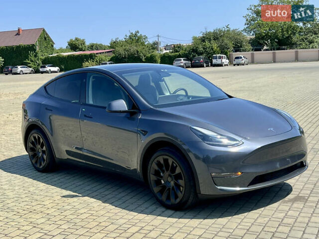 Серый Тесла Model Y, объемом двигателя 0 л и пробегом 45 тыс. км за 24500 $, фото 5 на Automoto.ua