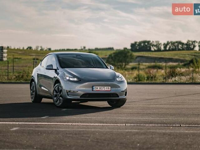 Серый Тесла Model Y, объемом двигателя 0 л и пробегом 6 тыс. км за 33500 $, фото 31 на Automoto.ua