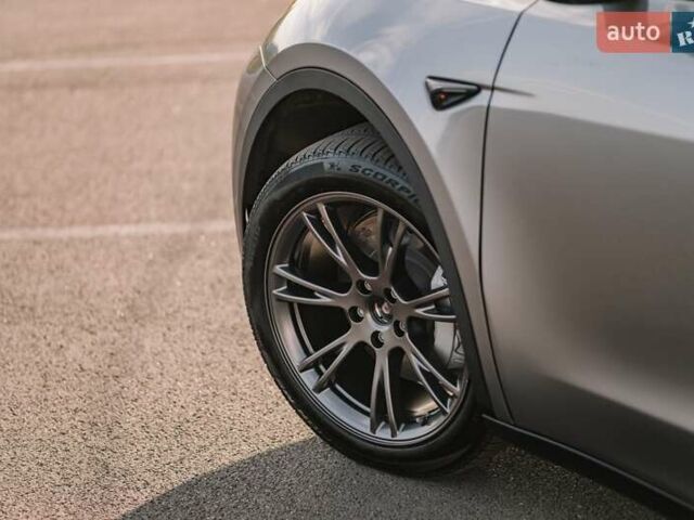 Сірий Тесла Model Y, об'ємом двигуна 0 л та пробігом 12 тис. км за 32500 $, фото 15 на Automoto.ua