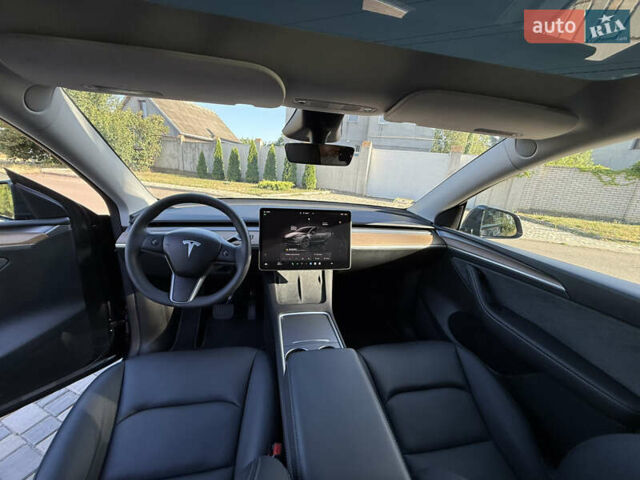 Серый Тесла Model Y, объемом двигателя 0 л и пробегом 3 тыс. км за 27000 $, фото 13 на Automoto.ua