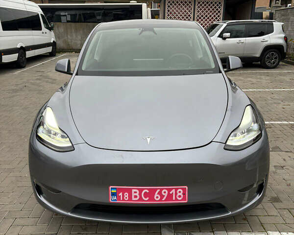 Серый Тесла Model Y, объемом двигателя 0 л и пробегом 17 тыс. км за 34300 $, фото 2 на Automoto.ua