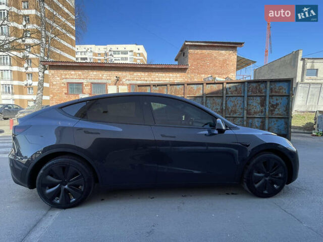 Серый Тесла Model Y, объемом двигателя 0 л и пробегом 22 тыс. км за 34700 $, фото 12 на Automoto.ua