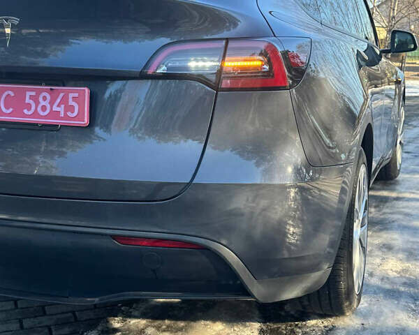 Серый Тесла Model Y, объемом двигателя 0 л и пробегом 9 тыс. км за 29500 $, фото 8 на Automoto.ua