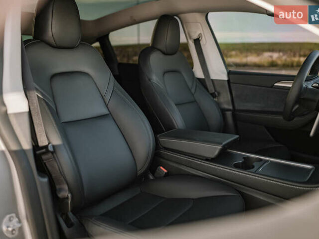 Сірий Тесла Model Y, об'ємом двигуна 0 л та пробігом 12 тис. км за 32500 $, фото 64 на Automoto.ua