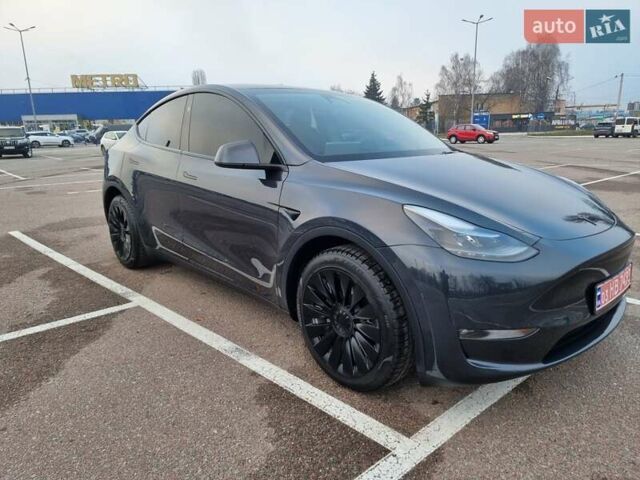 Серый Тесла Model Y, объемом двигателя 0 л и пробегом 24 тыс. км за 30900 $, фото 8 на Automoto.ua