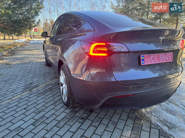 Серый Тесла Model Y, объемом двигателя 0 л и пробегом 9 тыс. км за 29500 $, фото 21 на Automoto.ua