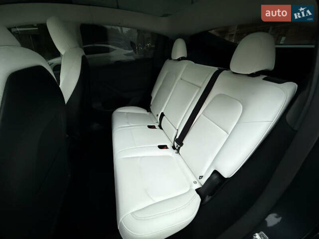 Серый Тесла Model Y, объемом двигателя 0 л и пробегом 5 тыс. км за 29490 $, фото 13 на Automoto.ua