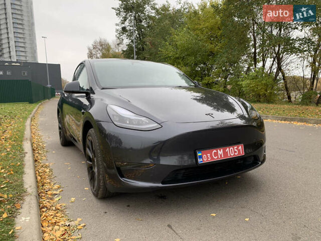Серый Тесла Model Y, объемом двигателя 0 л и пробегом 14 тыс. км за 32300 $, фото 7 на Automoto.ua