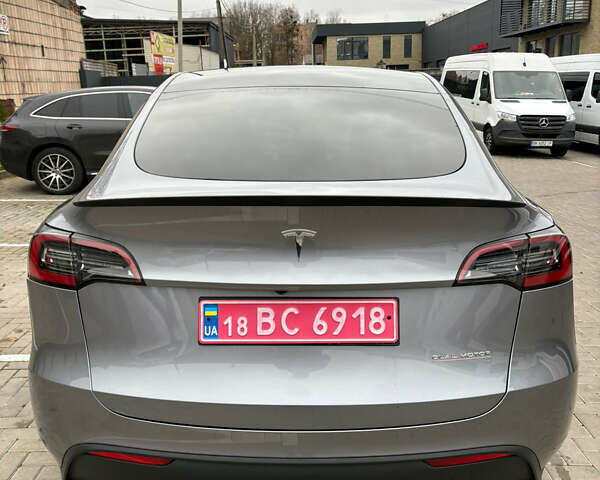Серый Тесла Model Y, объемом двигателя 0 л и пробегом 17 тыс. км за 34300 $, фото 7 на Automoto.ua