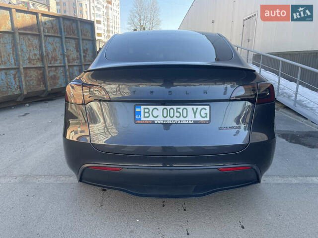 Серый Тесла Model Y, объемом двигателя 0 л и пробегом 22 тыс. км за 34700 $, фото 7 на Automoto.ua