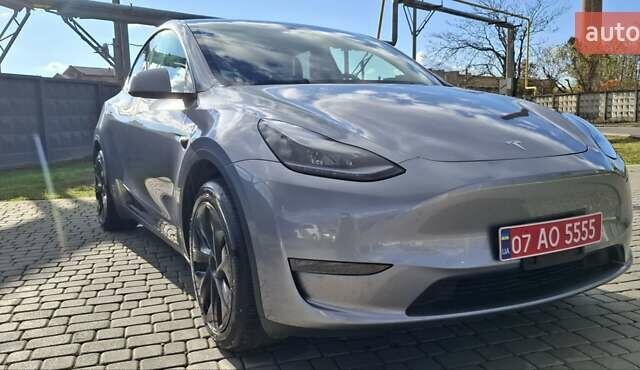 Сірий Тесла Model Y, об'ємом двигуна 0 л та пробігом 11 тис. км за 31000 $, фото 12 на Automoto.ua