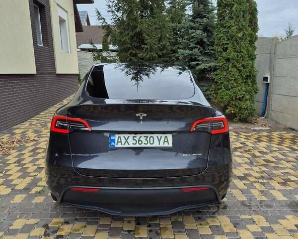 Серый Тесла Model Y, объемом двигателя 0 л и пробегом 18 тыс. км за 30500 $, фото 5 на Automoto.ua