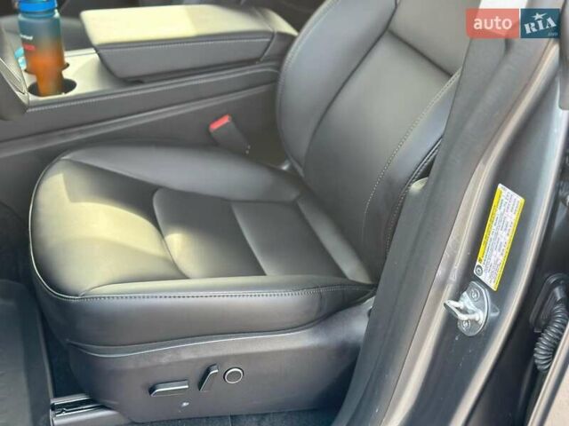 Сірий Тесла Model Y, об'ємом двигуна 0 л та пробігом 7 тис. км за 28480 $, фото 16 на Automoto.ua