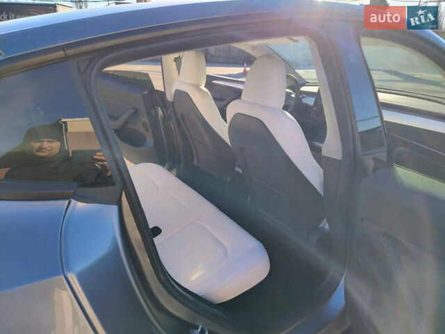 Сірий Тесла Model Y, об'ємом двигуна 0 л та пробігом 15 тис. км за 29988 $, фото 17 на Automoto.ua