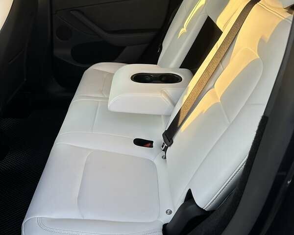 Серый Тесла Model Y, объемом двигателя 0 л и пробегом 6 тыс. км за 29500 $, фото 27 на Automoto.ua