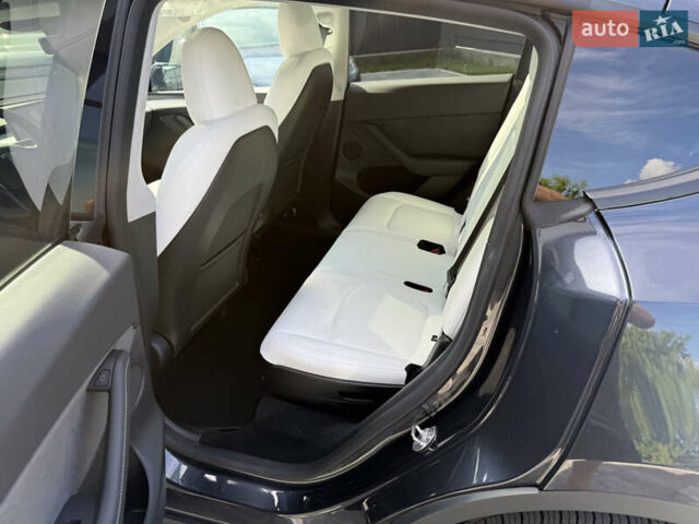Сірий Тесла Model Y, об'ємом двигуна 0 л та пробігом 1 тис. км за 34900 $, фото 6 на Automoto.ua
