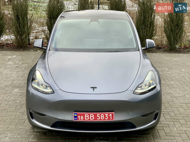 Серый Тесла Model Y, объемом двигателя 0 л и пробегом 5 тыс. км за 42500 $, фото 2 на Automoto.ua