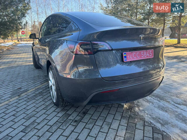Серый Тесла Model Y, объемом двигателя 0 л и пробегом 9 тыс. км за 29500 $, фото 19 на Automoto.ua