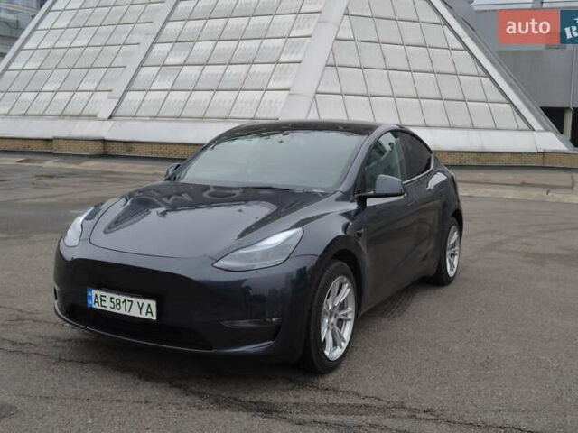 Сірий Тесла Model Y, об'ємом двигуна 0 л та пробігом 16 тис. км за 32000 $, фото 1 на Automoto.ua