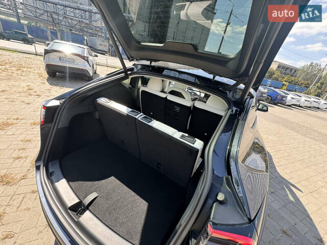 Серый Тесла Model Y, объемом двигателя 0 л и пробегом 4 тыс. км за 33333 $, фото 14 на Automoto.ua