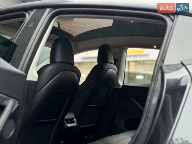 Сірий Тесла Model Y, об'ємом двигуна 0 л та пробігом 14 тис. км за 36999 $, фото 15 на Automoto.ua