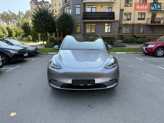 Серый Тесла Model Y, объемом двигателя 0 л и пробегом 15 тыс. км за 34999 $, фото 2 на Automoto.ua