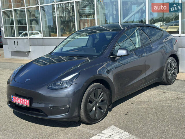 Серый Тесла Model Y, объемом двигателя 0 л и пробегом 1 тыс. км за 35490 $, фото 59 на Automoto.ua