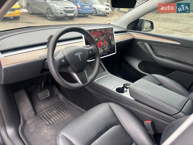 Серый Тесла Model Y, объемом двигателя 0 л и пробегом 22 тыс. км за 31500 $, фото 13 на Automoto.ua