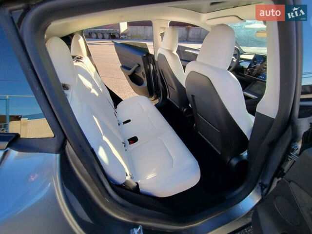 Сірий Тесла Model Y, об'ємом двигуна 0 л та пробігом 15 тис. км за 29988 $, фото 18 на Automoto.ua