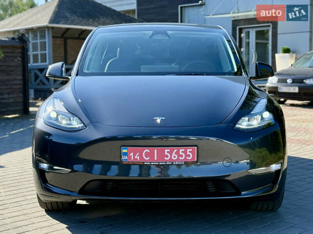 Серый Тесла Model Y, объемом двигателя 0 л и пробегом 12 тыс. км за 29500 $, фото 4 на Automoto.ua