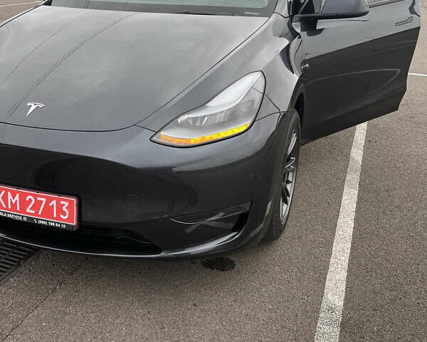 Тесла Model Y 2024 в Ровно на Automoto.ua Серый Тесла Model Y, объемом двигателя 0 л и пробегом 11 тыс. км за 33600 $, фото 4 на Automoto.ua