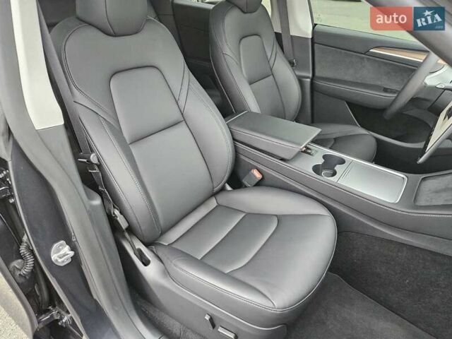 Сірий Тесла Model Y, об'ємом двигуна 0 л та пробігом 12 тис. км за 29900 $, фото 28 на Automoto.ua