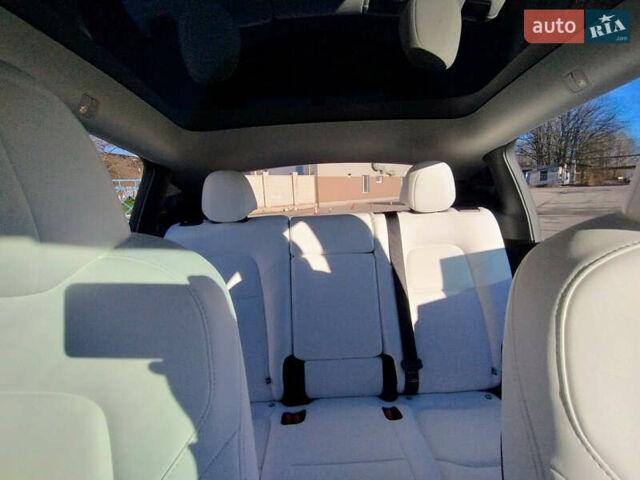 Сірий Тесла Model Y, об'ємом двигуна 0 л та пробігом 15 тис. км за 29988 $, фото 41 на Automoto.ua