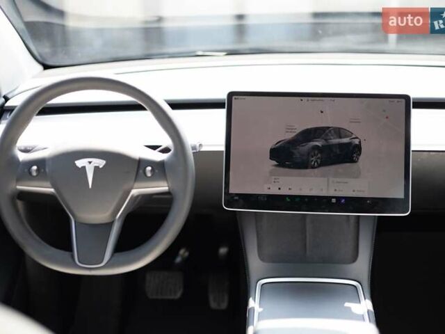 Серый Тесла Model Y, объемом двигателя 0 л и пробегом 24 тыс. км за 29500 $, фото 65 на Automoto.ua