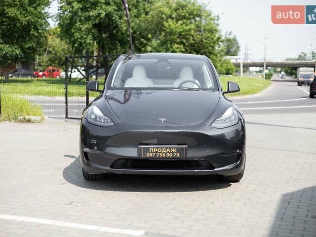 Серый Тесла Model Y, объемом двигателя 0 л и пробегом 24 тыс. км за 29500 $, фото 11 на Automoto.ua